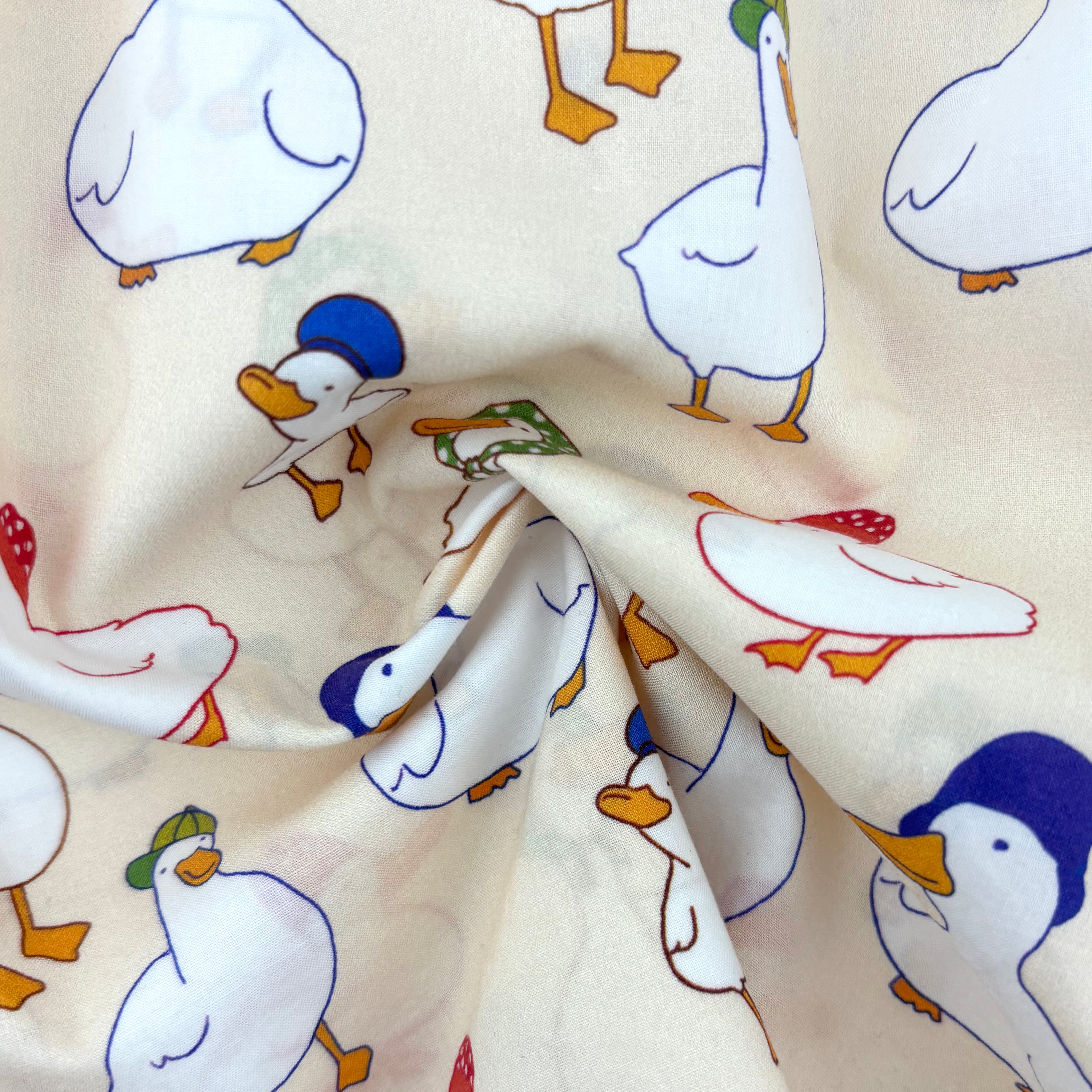 Mens White Pekin Duck All Over Print Cotton Novelty Boxer Short Undies