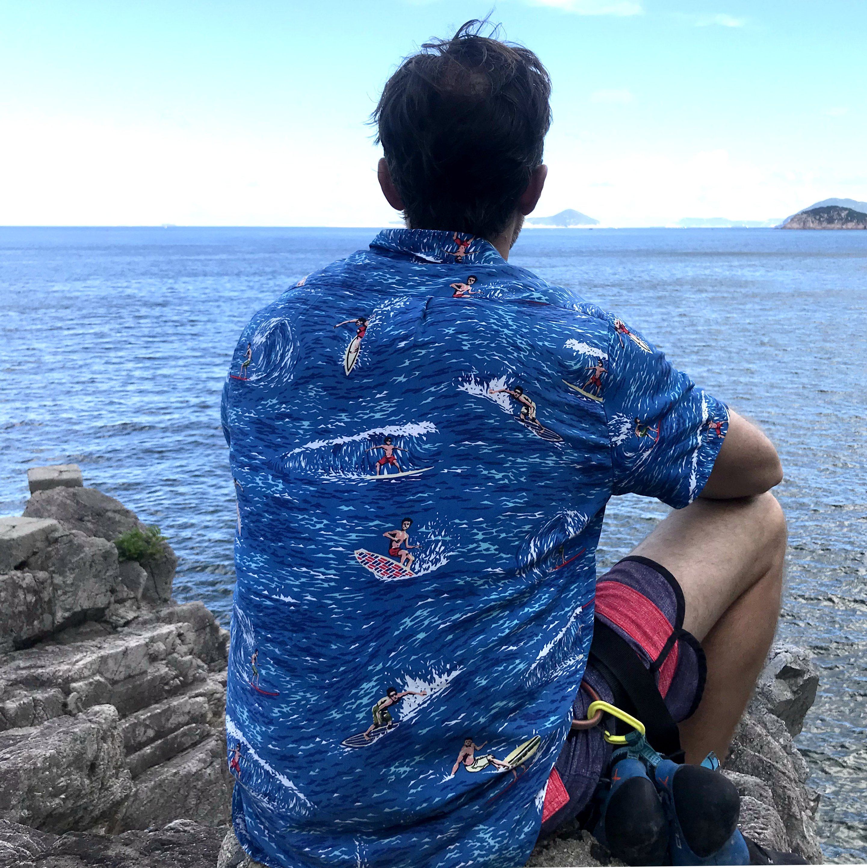 Men's Surfer Print Button Down Shirts