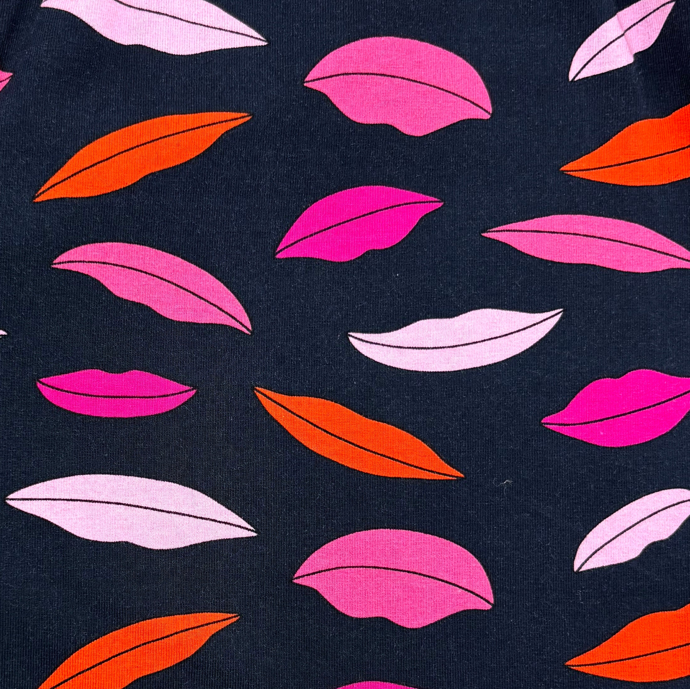 Men's Soft Comfy Smiling Lips All Over Print Love Themed Pajama Shorts