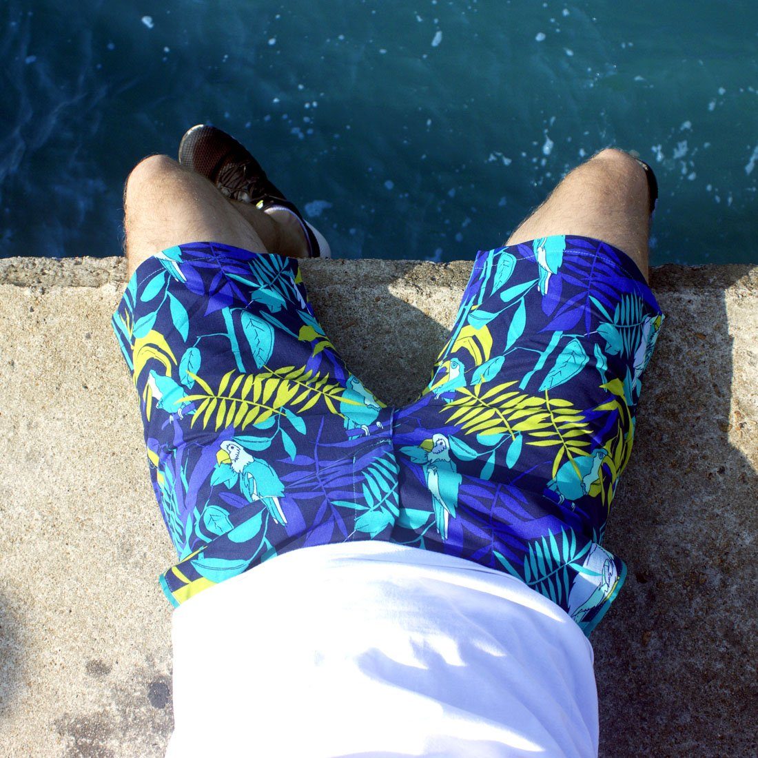 Parrots and Toucans Palm Leaves Graphic Print Shorts for Men