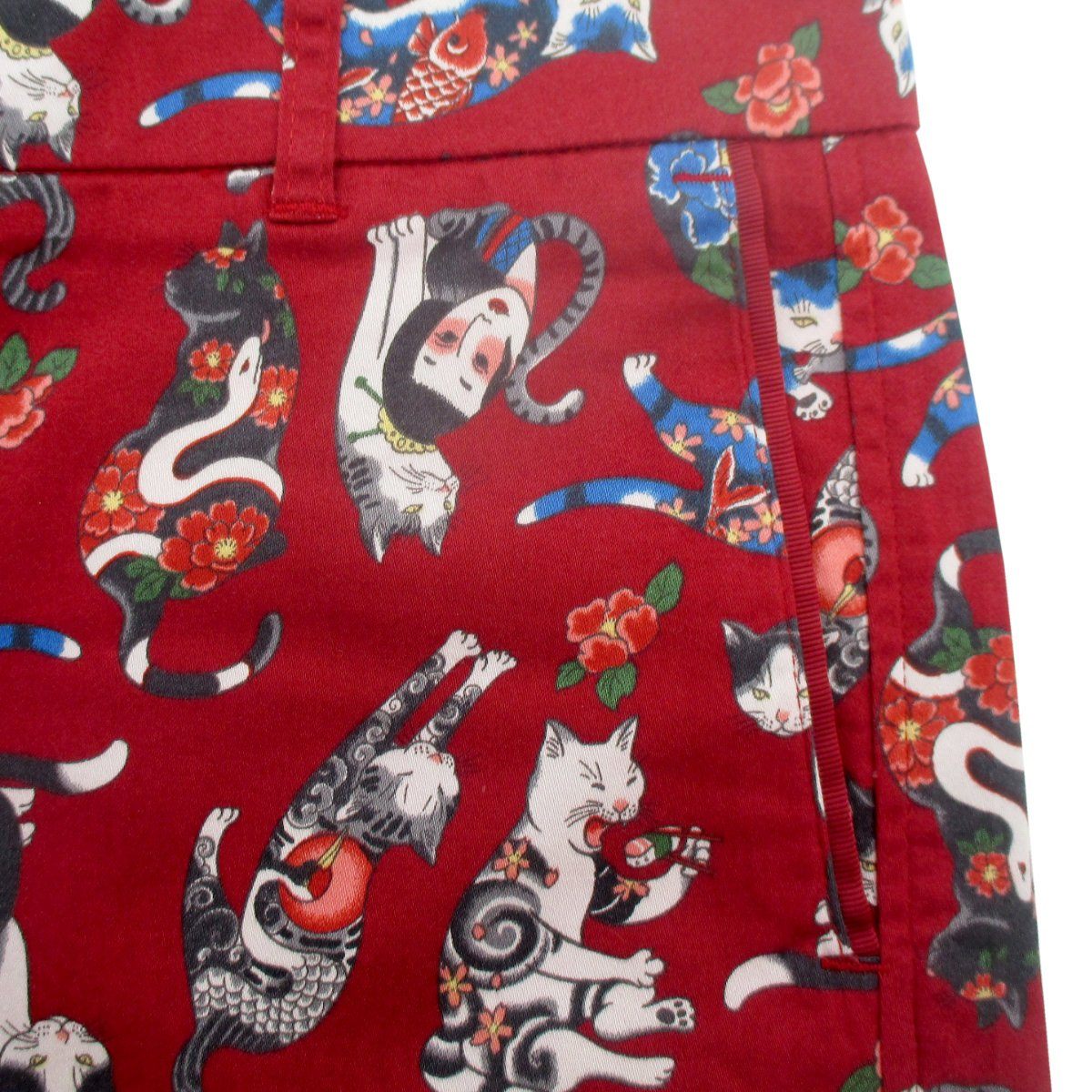 Unique Japanese Inspired Yakuza Tattoo Kitty Cat All Over Print Shorts in Red