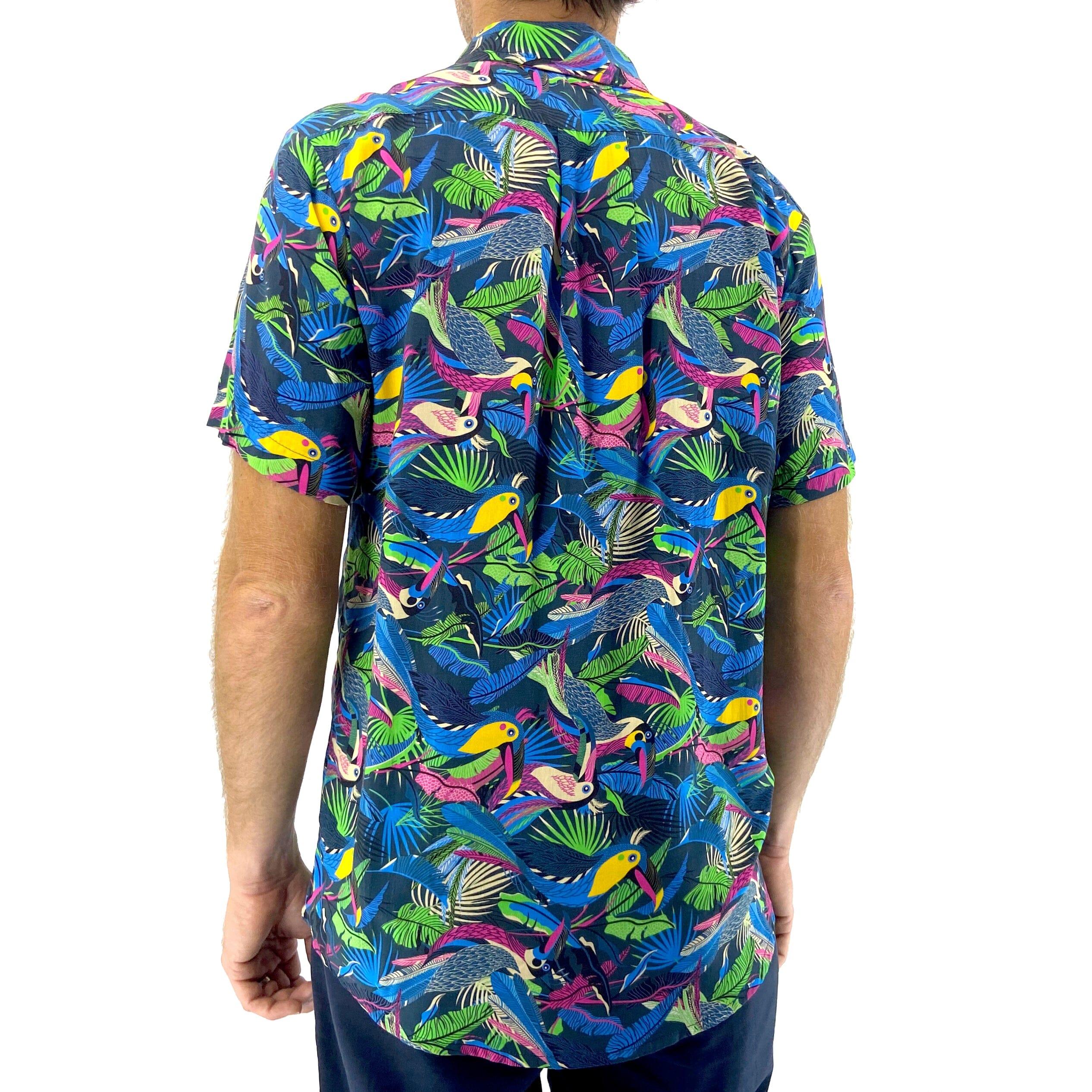 Men's Colorful Tropical Toco Toucan Birds Patterned Button Down Shirt