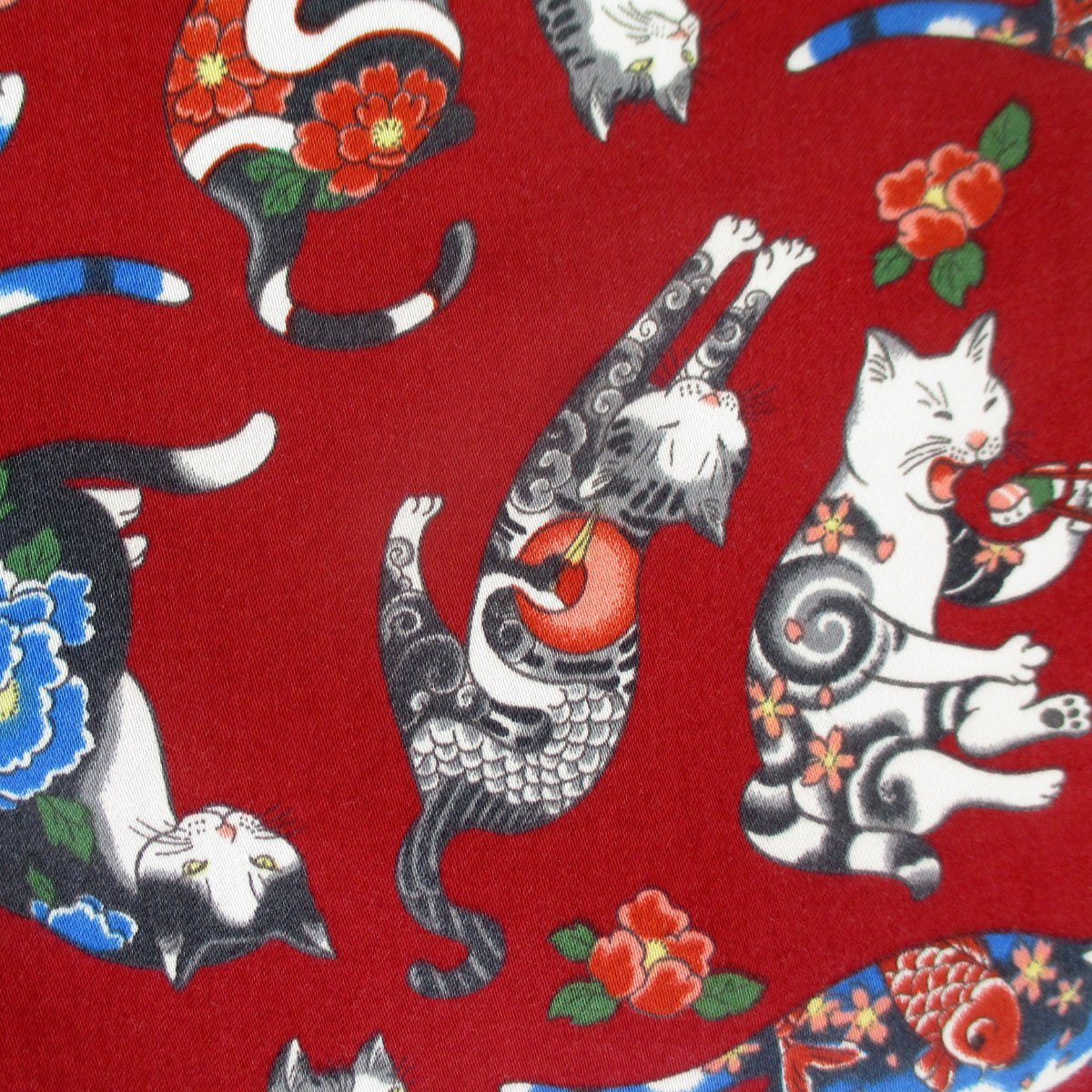 Funky Japanese Traditional Neko Cats Eating Sushi Print Chinos Shorts for Women